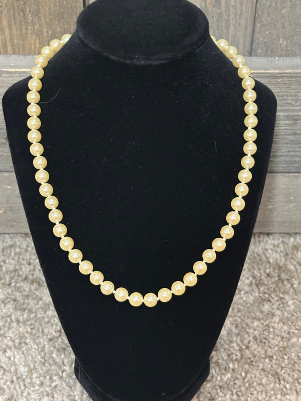 Vintage Avon Pearl Strand Necklace Classic Timeless Old Money Bridal
